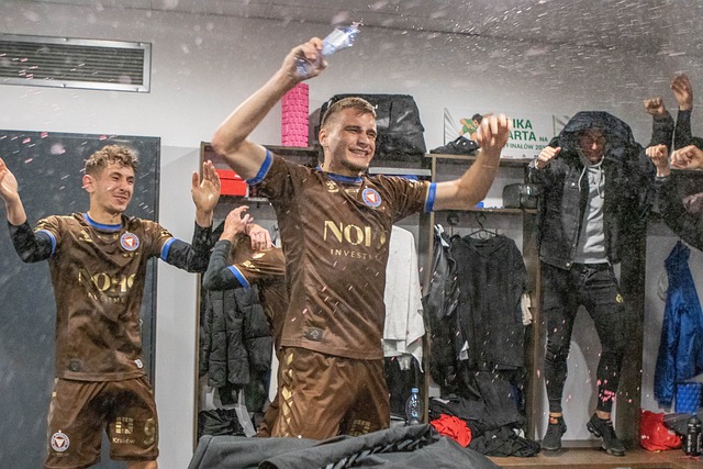 各球队在选 各球队在选